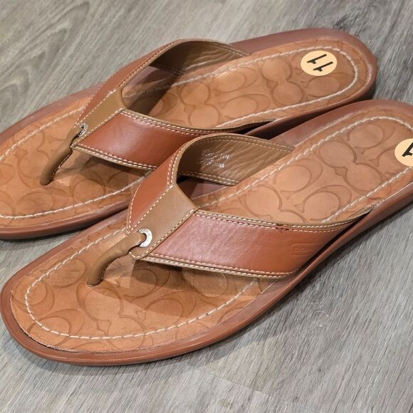 Coach Monogram Logo Leather Flip-Flop Sandals main image 8